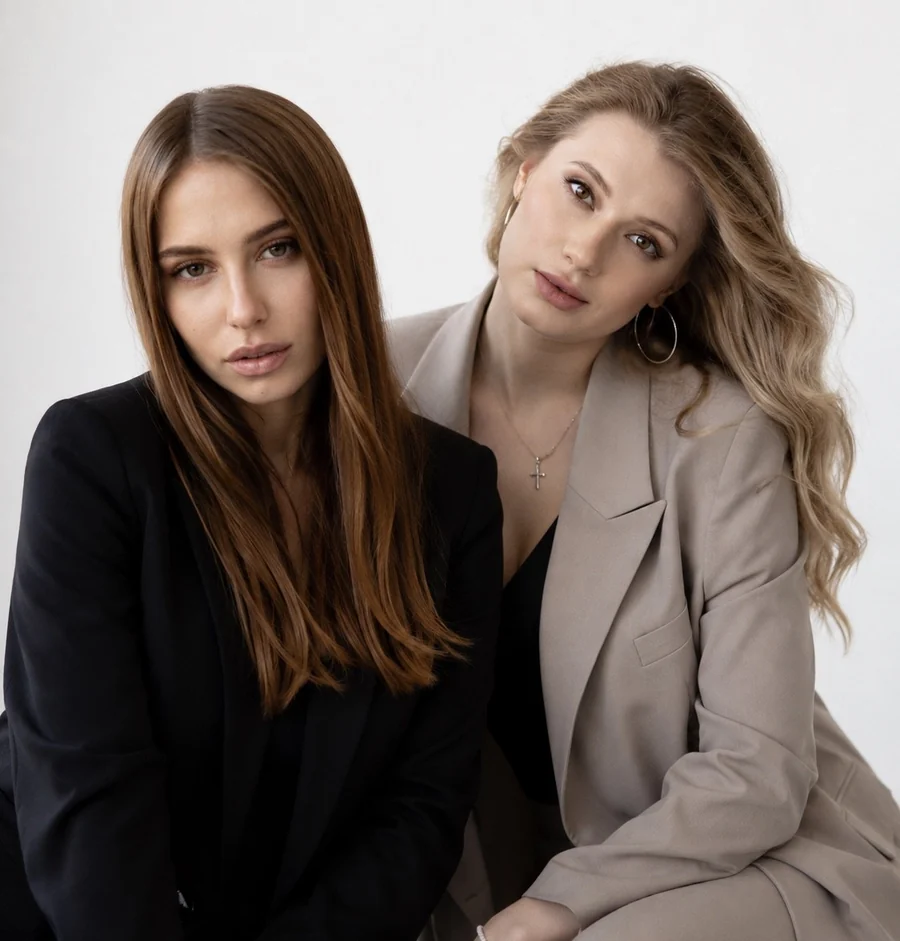 Anna Shaverni and Ksenia Shaverskaya, the founders of Famewright